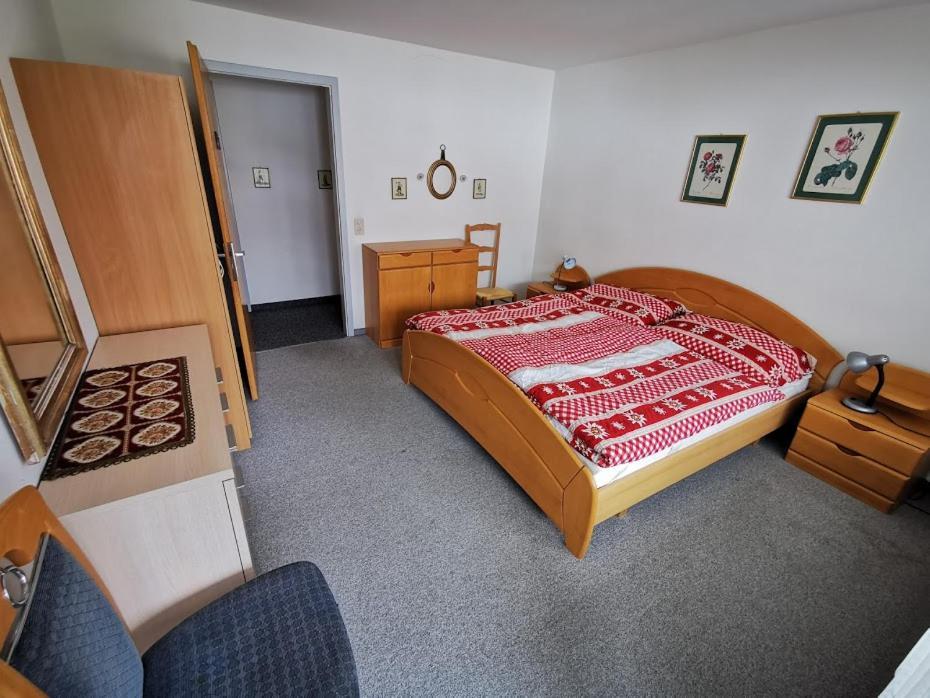 Apartments Haus Quelle Leukerbad Bagian luar foto