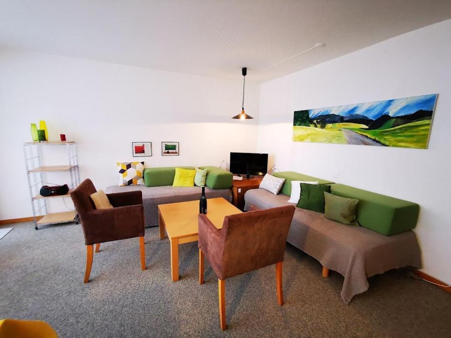 Apartments Haus Quelle Leukerbad Bagian luar foto