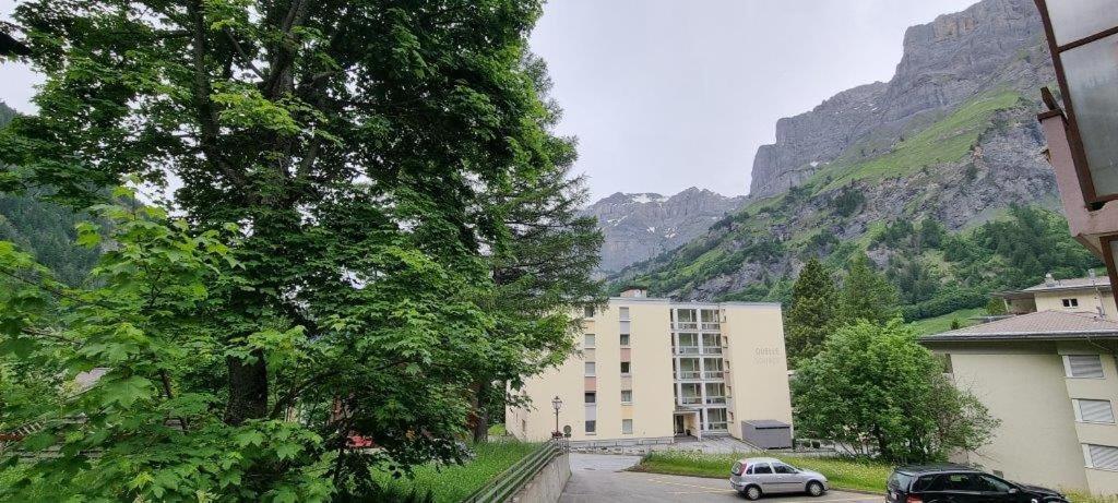 Apartments Haus Quelle Leukerbad Bagian luar foto